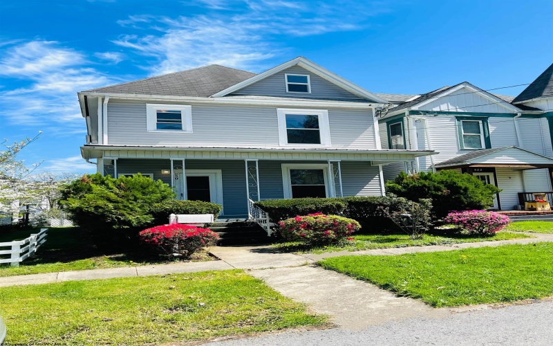 520 Mount Vernon Avenue, Fairmont, West Virginia 26554-5555, 3 Bedrooms Bedrooms, 9 Rooms Rooms,1 BathroomBathrooms,Single Family Detached,For Sale,Mount Vernon,10159223