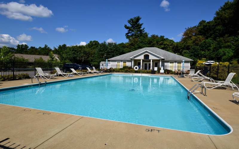 115 Fountain View Drive, Morgantown, West Virginia 26505, 2 Bedrooms Bedrooms, 5 Rooms Rooms,2 BathroomsBathrooms,Single Family Attached,For Sale,Fountain View,10159222