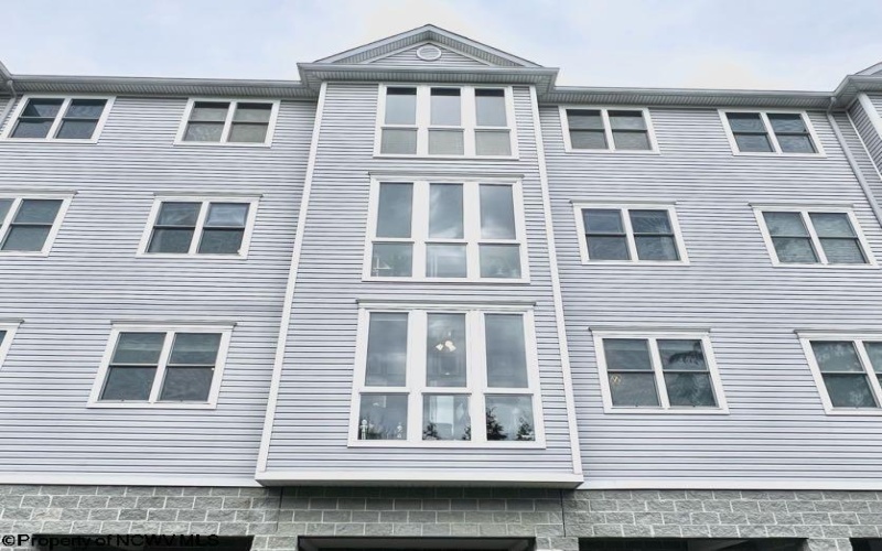 115 Fountain View Drive, Morgantown, West Virginia 26505, 2 Bedrooms Bedrooms, 5 Rooms Rooms,2 BathroomsBathrooms,Single Family Attached,For Sale,Fountain View,10159222