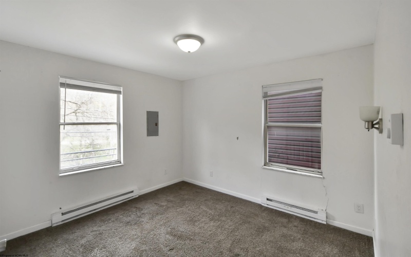 629 Brockway Avenue, Morgantown, West Virginia 26501, ,Multi-unit/income,For Sale,Brockway,10159224