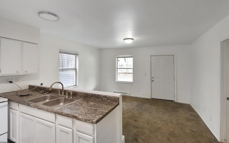 629 Brockway Avenue, Morgantown, West Virginia 26501, ,Multi-unit/income,For Sale,Brockway,10159224