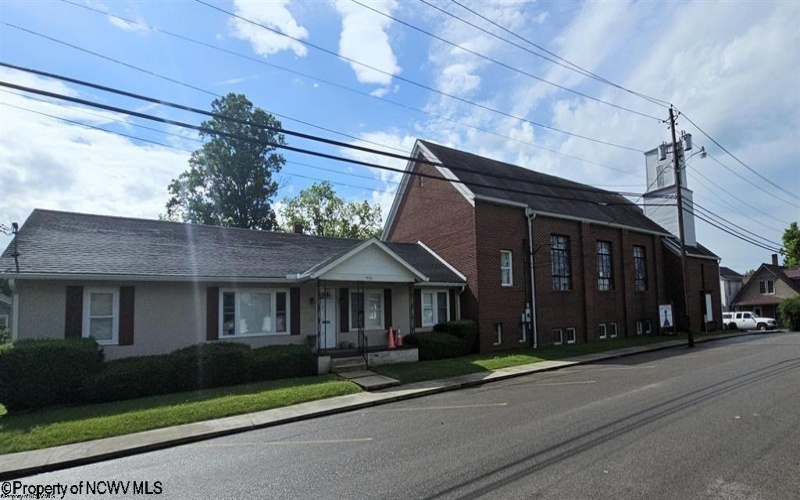 524 Main Street, Elkins, West Virginia 26241, ,Commercial/industrial,For Sale,Main,10159225