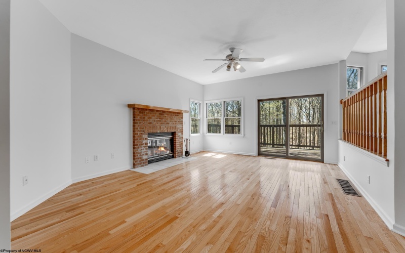 14 Chasewood Lane, Morgantown, West Virginia 26508, 4 Bedrooms Bedrooms, 9 Rooms Rooms,2 BathroomsBathrooms,Single Family Detached,For Sale,Chasewood,10159238