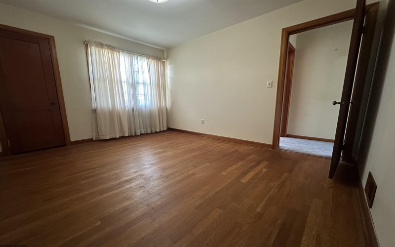 172 Seneca Drive, Clarksburg, West Virginia 26301, 3 Bedrooms Bedrooms, 6 Rooms Rooms,2 BathroomsBathrooms,Single Family Detached,For Sale,Seneca,10159231