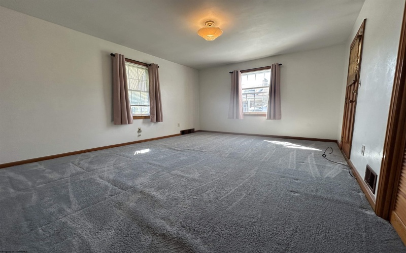 172 Seneca Drive, Clarksburg, West Virginia 26301, 3 Bedrooms Bedrooms, 6 Rooms Rooms,2 BathroomsBathrooms,Single Family Detached,For Sale,Seneca,10159231