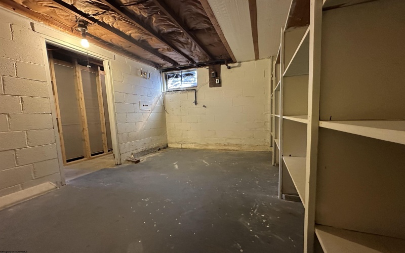 172 Seneca Drive, Clarksburg, West Virginia 26301, 3 Bedrooms Bedrooms, 6 Rooms Rooms,2 BathroomsBathrooms,Single Family Detached,For Sale,Seneca,10159231