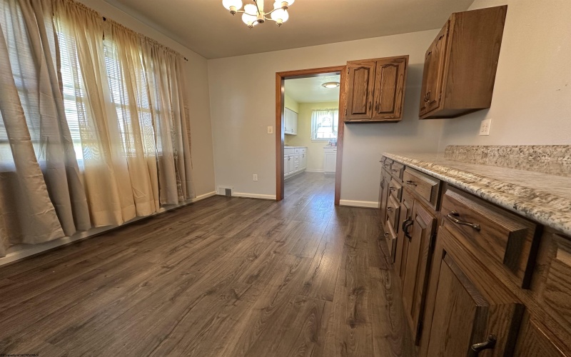 172 Seneca Drive, Clarksburg, West Virginia 26301, 3 Bedrooms Bedrooms, 6 Rooms Rooms,2 BathroomsBathrooms,Single Family Detached,For Sale,Seneca,10159231