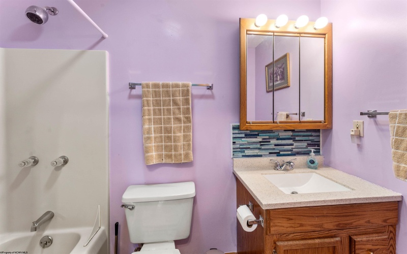 1418 Brockton Drive, Morgantown, West Virginia 26508, 3 Bedrooms Bedrooms, 8 Rooms Rooms,2 BathroomsBathrooms,Single Family Detached,For Sale,Brockton,10159228