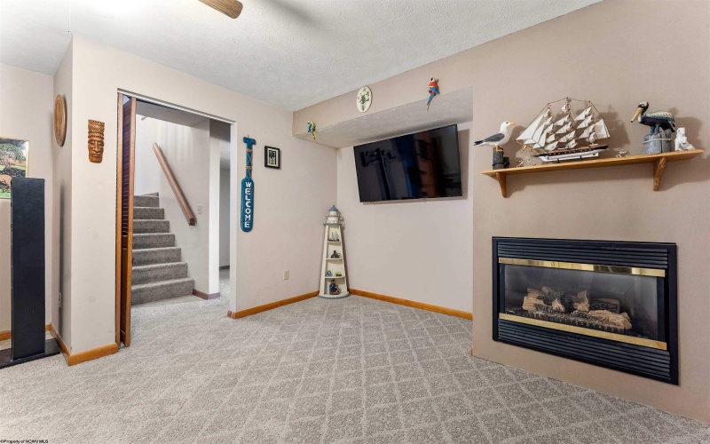 1418 Brockton Drive, Morgantown, West Virginia 26508, 3 Bedrooms Bedrooms, 8 Rooms Rooms,2 BathroomsBathrooms,Single Family Detached,For Sale,Brockton,10159228