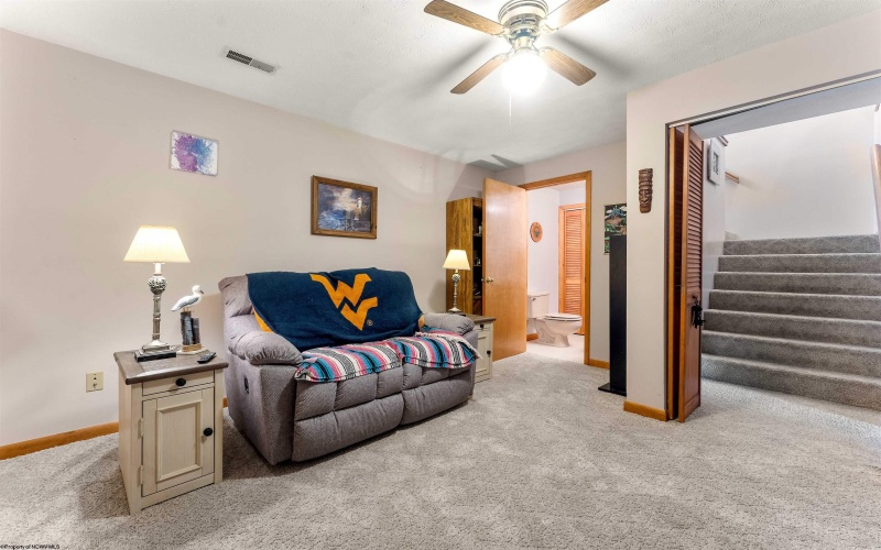 1418 Brockton Drive, Morgantown, West Virginia 26508, 3 Bedrooms Bedrooms, 8 Rooms Rooms,2 BathroomsBathrooms,Single Family Detached,For Sale,Brockton,10159228