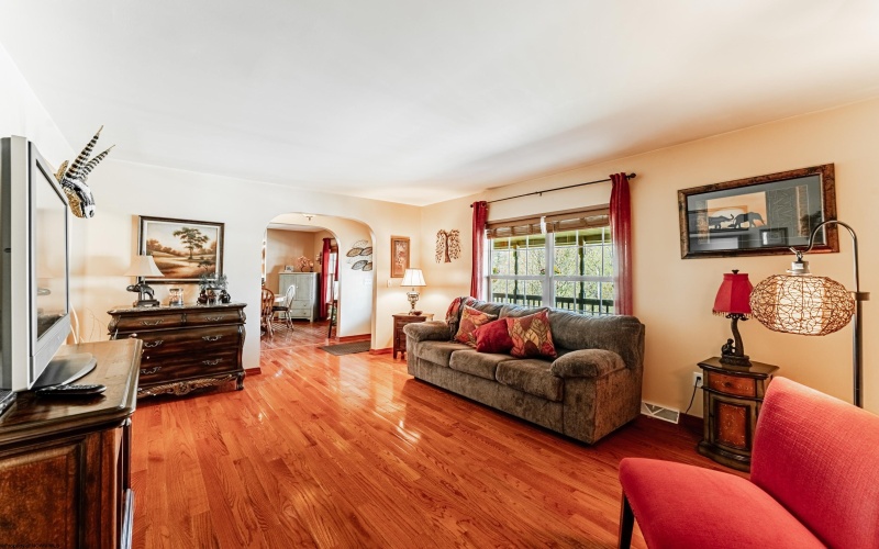 1252 Monumental Road, Fairmont, West Virginia 26554, 3 Bedrooms Bedrooms, 7 Rooms Rooms,2 BathroomsBathrooms,Single Family Detached,For Sale,Monumental,10159226