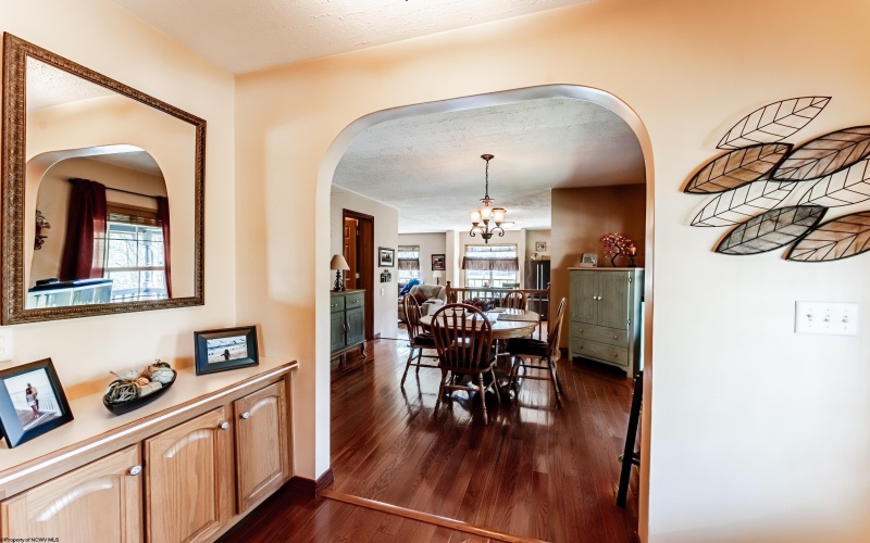 1252 Monumental Road, Fairmont, West Virginia 26554, 3 Bedrooms Bedrooms, 7 Rooms Rooms,2 BathroomsBathrooms,Single Family Detached,For Sale,Monumental,10159226