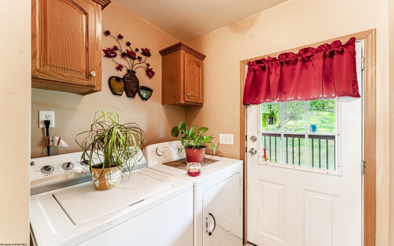 1252 Monumental Road, Fairmont, West Virginia 26554, 3 Bedrooms Bedrooms, 7 Rooms Rooms,2 BathroomsBathrooms,Single Family Detached,For Sale,Monumental,10159226