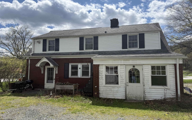 114 Pike Street, Grafton, West Virginia 26354, 2 Bedrooms Bedrooms, 5 Rooms Rooms,1 BathroomBathrooms,Single Family Detached,For Sale,Pike,10159229