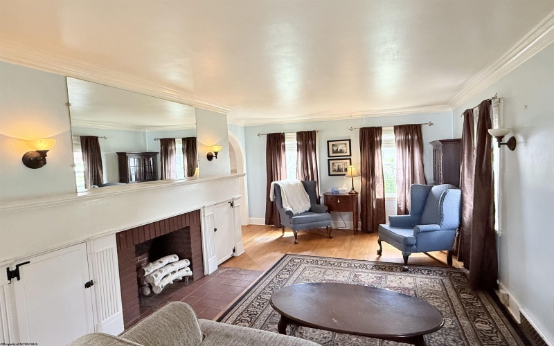114 Pike Street, Grafton, West Virginia 26354, 2 Bedrooms Bedrooms, 5 Rooms Rooms,1 BathroomBathrooms,Single Family Detached,For Sale,Pike,10159229