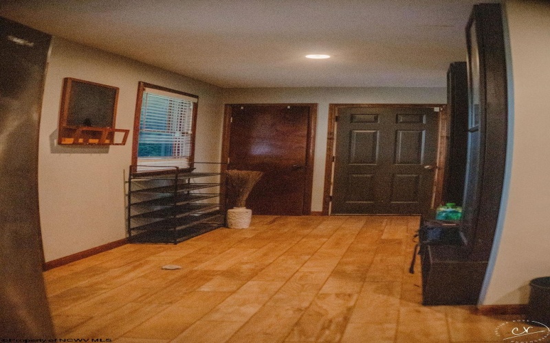 1075 cuzzart mountain dale Road, Bruceton Mills, West Virginia 26525-9792, 4 Bedrooms Bedrooms, 11 Rooms Rooms,3 BathroomsBathrooms,Single Family Detached,For Sale,cuzzart mountain dale,10159227