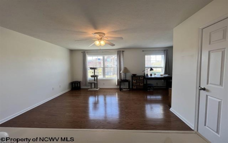 40 Barrington Court, Bridgeport, West Virginia 26330, 2 Bedrooms Bedrooms, 8 Rooms Rooms,2 BathroomsBathrooms,Single Family Attached,For Sale,Barrington,10159249