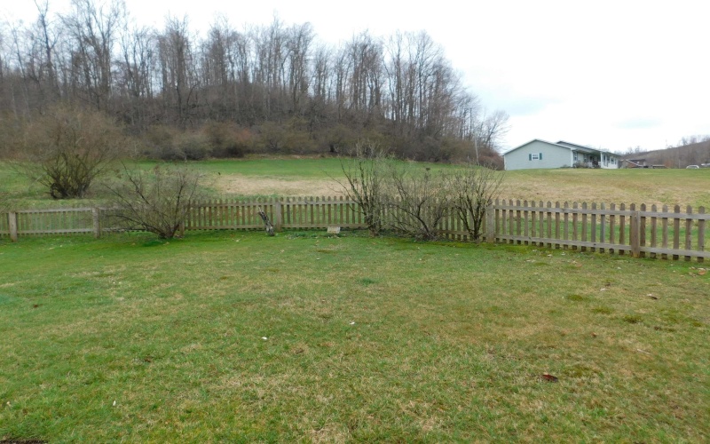55 Coal Springs Drive, Clarksburg, West Virginia 26301, 3 Bedrooms Bedrooms, 7 Rooms Rooms,2 BathroomsBathrooms,Residential Rentals,For Rent,Coal Springs,10158330
