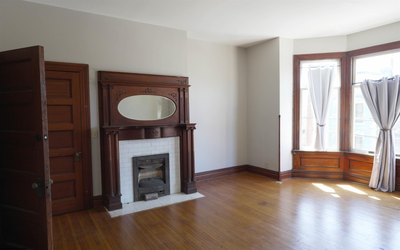 806 Main Street, Wheeling, West Virginia 26003, 5 Bedrooms Bedrooms, 14 Rooms Rooms,4 BathroomsBathrooms,Residential Rentals,For Rent,Main,10159248