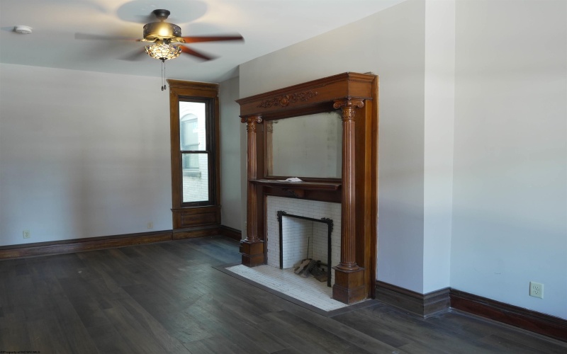 806 Main Street, Wheeling, West Virginia 26003, 5 Bedrooms Bedrooms, 14 Rooms Rooms,4 BathroomsBathrooms,Residential Rentals,For Rent,Main,10159248