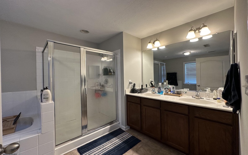 3504 Sun Trail, Morgantown, West Virginia 26508, 4 Bedrooms Bedrooms, 7 Rooms Rooms,4 BathroomsBathrooms,Residential Rentals,For Rent,Sun,10159254