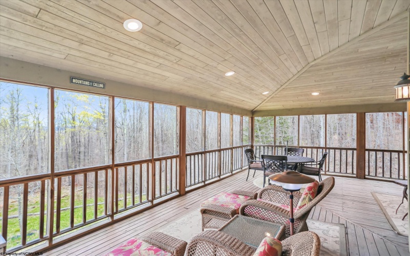 1405 Cabin Mountain Road, Davis, West Virginia 26260, 3 Bedrooms Bedrooms, 6 Rooms Rooms,2 BathroomsBathrooms,Single Family Detached,For Sale,Cabin Mountain,10159247