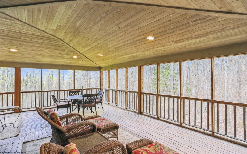1405 Cabin Mountain Road, Davis, West Virginia 26260, 3 Bedrooms Bedrooms, 6 Rooms Rooms,2 BathroomsBathrooms,Single Family Detached,For Sale,Cabin Mountain,10159247