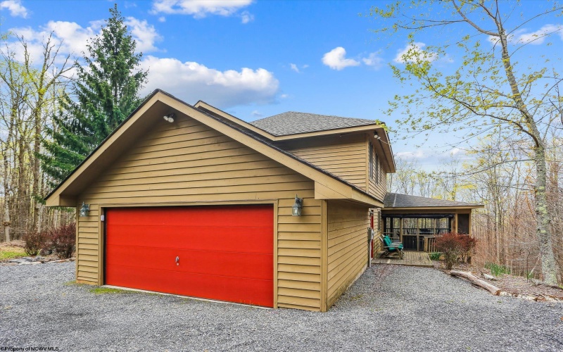 1405 Cabin Mountain Road, Davis, West Virginia 26260, 3 Bedrooms Bedrooms, 6 Rooms Rooms,2 BathroomsBathrooms,Single Family Detached,For Sale,Cabin Mountain,10159247