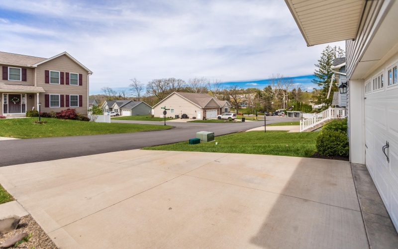 55 Friend Drive, Morgantown, West Virginia 26508, 3 Bedrooms Bedrooms, 7 Rooms Rooms,2 BathroomsBathrooms,Single Family Detached,For Sale,Friend,10159242