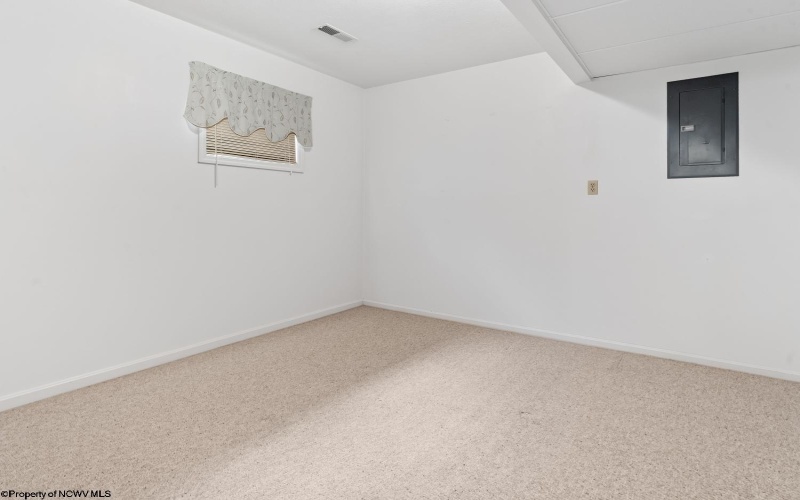 3110 Sylvan Drive, Morgantown, West Virginia 26508, 3 Bedrooms Bedrooms, 8 Rooms Rooms,2 BathroomsBathrooms,Single Family Detached,For Sale,Sylvan,10159240
