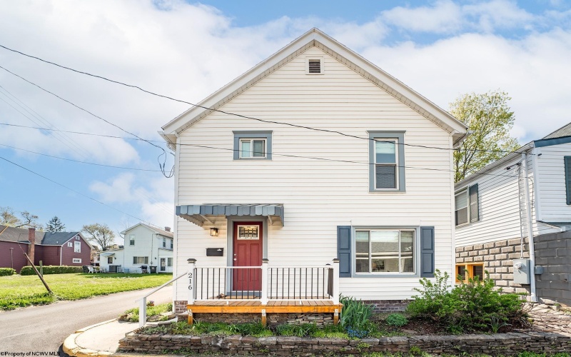 216 Reay Alley, Morgantown, West Virginia 26501-0000, 3 Bedrooms Bedrooms, 7 Rooms Rooms,2 BathroomsBathrooms,Single Family Detached,For Sale,Reay,10159246