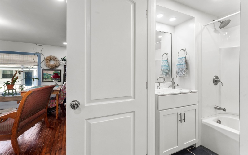 216 Reay Alley, Morgantown, West Virginia 26501-0000, 3 Bedrooms Bedrooms, 7 Rooms Rooms,2 BathroomsBathrooms,Single Family Detached,For Sale,Reay,10159246