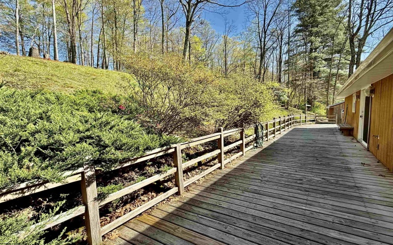 108 Toothman Run Road, Rivesville, West Virginia 26588, 4 Bedrooms Bedrooms, 6 Rooms Rooms,1 BathroomBathrooms,Single Family Detached,For Sale,Toothman Run,10159262