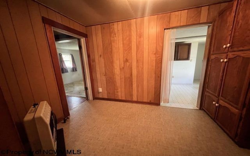 46 Grand Avenue, West Union, West Virginia 26456-8509, 3 Bedrooms Bedrooms, 10 Rooms Rooms,1 BathroomBathrooms,Single Family Detached,For Sale,Grand,10159259