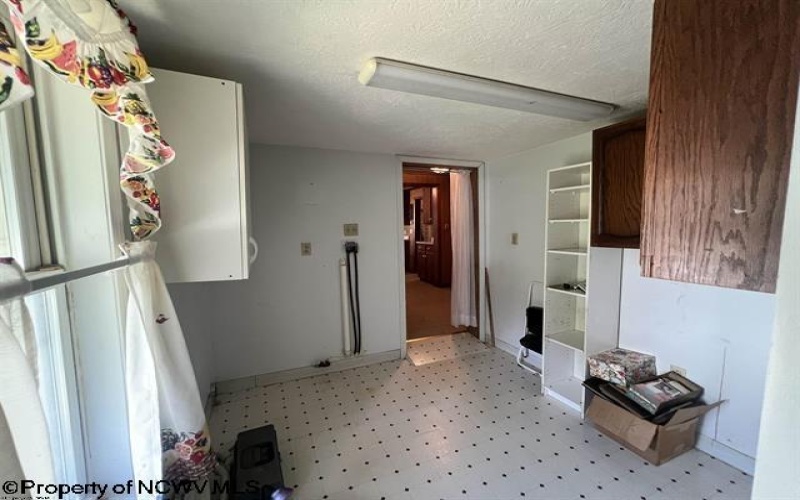 46 Grand Avenue, West Union, West Virginia 26456-8509, 3 Bedrooms Bedrooms, 10 Rooms Rooms,1 BathroomBathrooms,Single Family Detached,For Sale,Grand,10159259