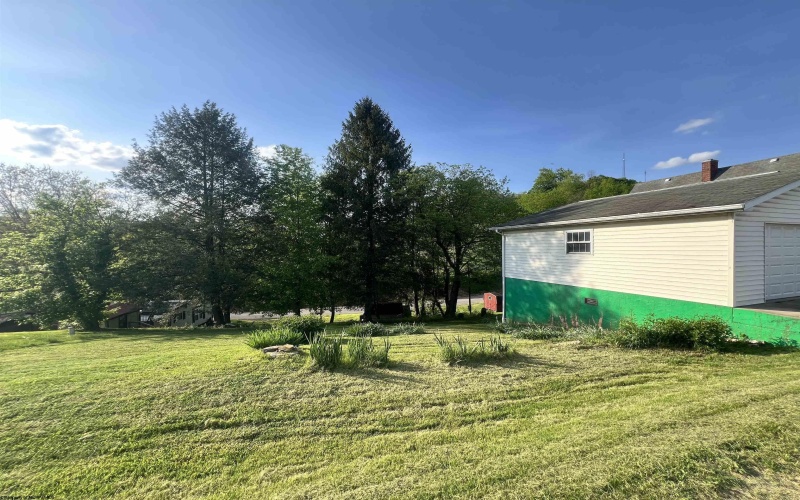 46 Grand Avenue, West Union, West Virginia 26456-8509, 3 Bedrooms Bedrooms, 10 Rooms Rooms,1 BathroomBathrooms,Single Family Detached,For Sale,Grand,10159259
