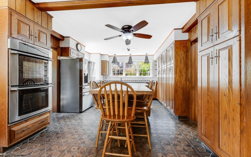 601 Grand Street, Morgantown, West Virginia 26501, 5 Bedrooms Bedrooms, 9 Rooms Rooms,3 BathroomsBathrooms,Single Family Detached,For Sale,Grand,10159250