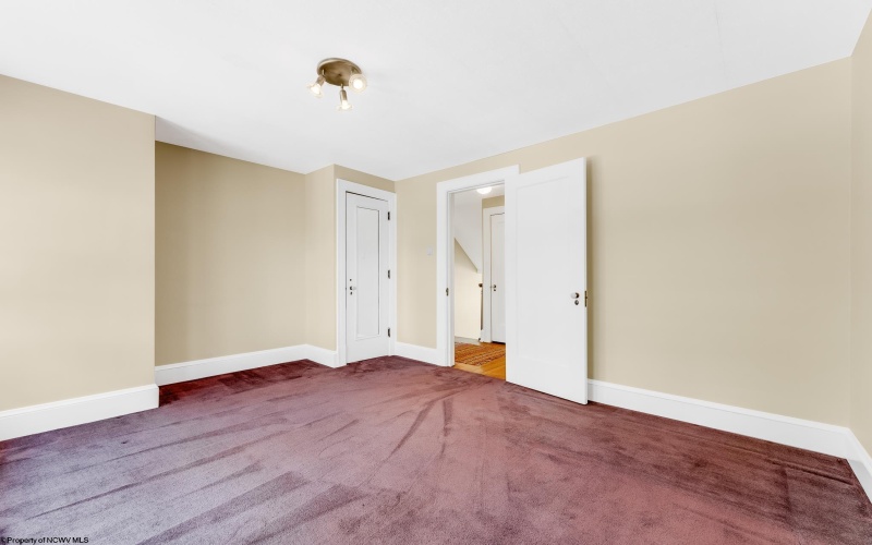 601 Grand Street, Morgantown, West Virginia 26501, 5 Bedrooms Bedrooms, 9 Rooms Rooms,3 BathroomsBathrooms,Single Family Detached,For Sale,Grand,10159250