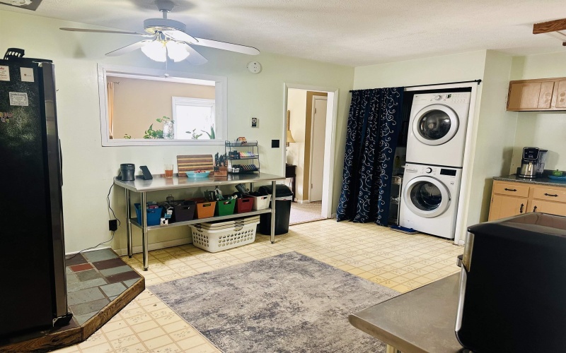 5 Buxton Lane, Morgantown, West Virginia 26508, 4 Bedrooms Bedrooms, 7 Rooms Rooms,2 BathroomsBathrooms,Single Family Detached,For Sale,Buxton,10159255