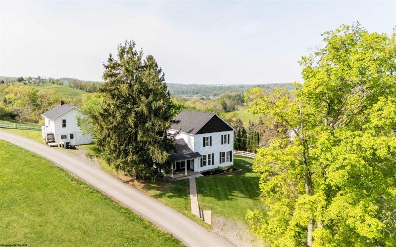 674 Pleasant Hill Road, Morgantown, West Virginia 26508, 4 Bedrooms Bedrooms, 8 Rooms Rooms,2 BathroomsBathrooms,Single Family Detached,For Sale,Pleasant Hill,10159257