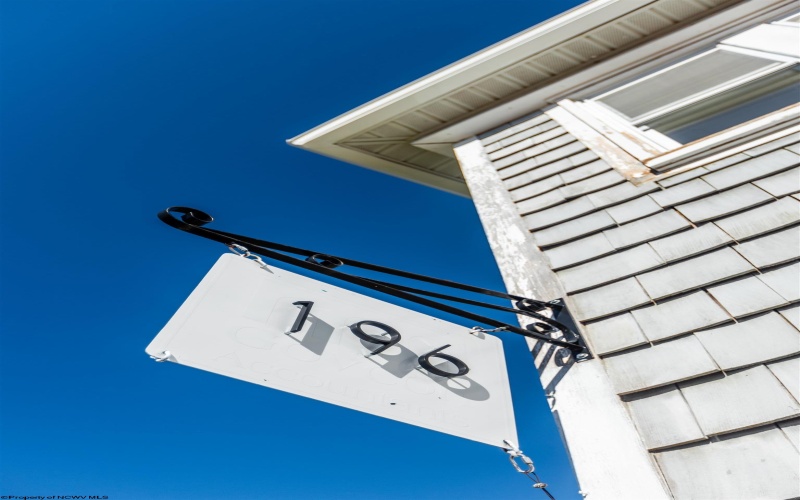 196 Spruce Street, Thomas, West Virginia 26292, ,Multi-unit/income,For Sale,Spruce,10159291