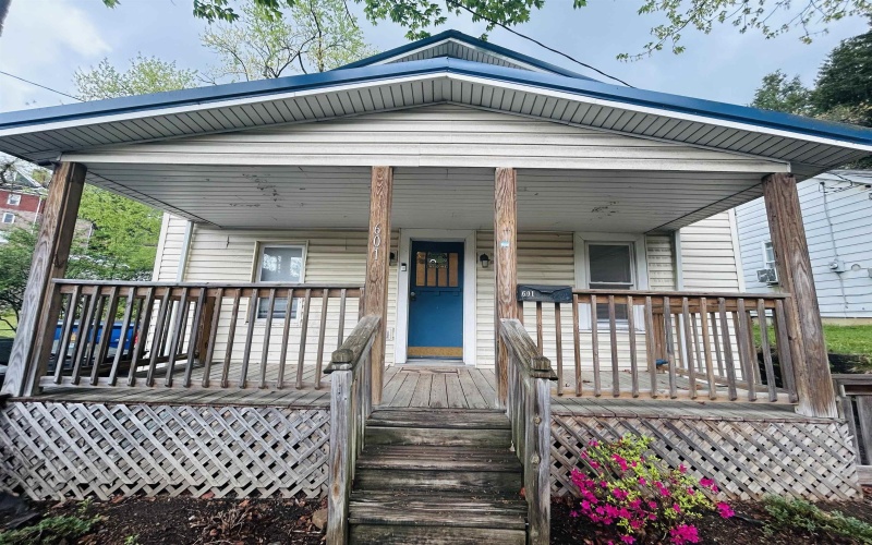601 Protzman Street, Morgantown, West Virginia 26505, 3 Bedrooms Bedrooms, 6 Rooms Rooms,2 BathroomsBathrooms,Single Family Detached,For Sale,Protzman,10159296