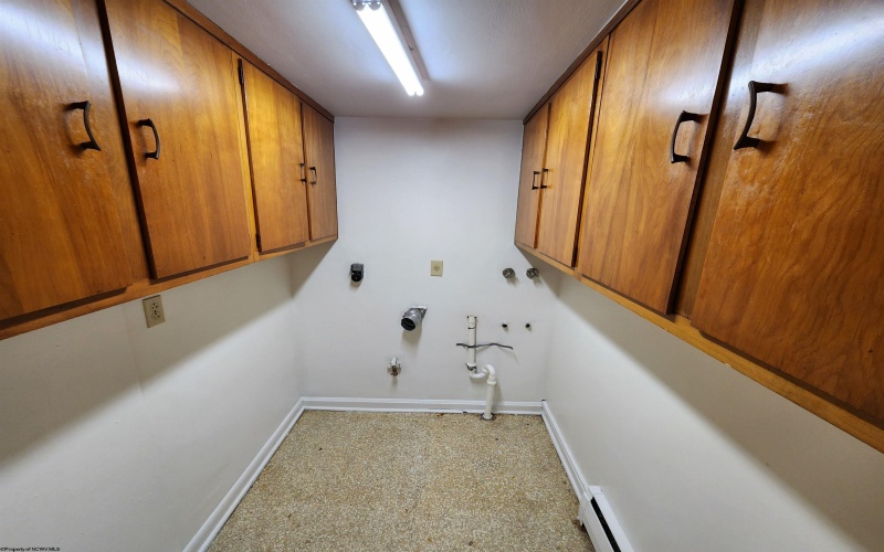 3368 Collins Ferrry Road, Morgantown, West Virginia 26505, 3 Bedrooms Bedrooms, 6 Rooms Rooms,1 BathroomBathrooms,Residential Rentals,For Rent,Collins Ferrry,10159289