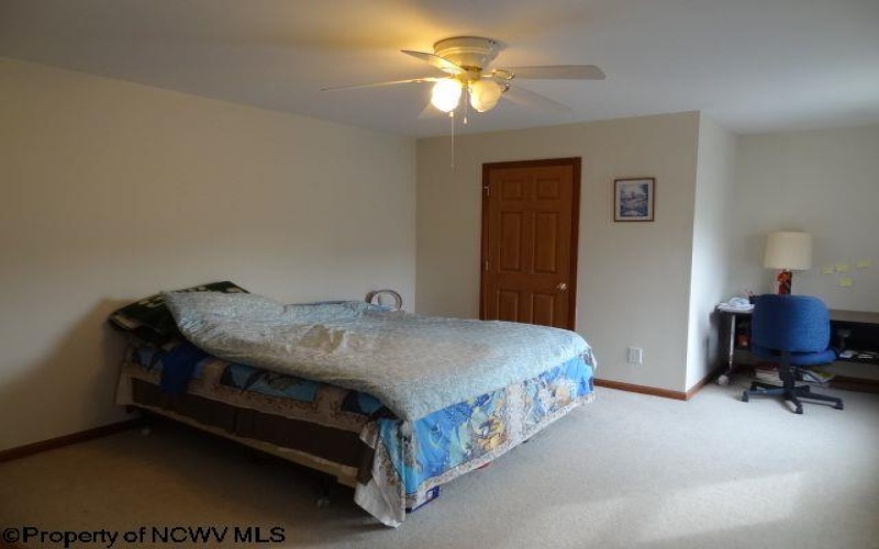 113 Cadet Court, Morgantown, West Virginia 26508, 3 Bedrooms Bedrooms, 7 Rooms Rooms,4 BathroomsBathrooms,Residential Rentals,For Rent,Cadet,10159294