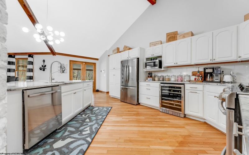 1040 Laurel Wood Drive, Morgantown, West Virginia 26508, 3 Bedrooms Bedrooms, 7 Rooms Rooms,2 BathroomsBathrooms,Single Family Detached,For Sale,Laurel Wood,10159295