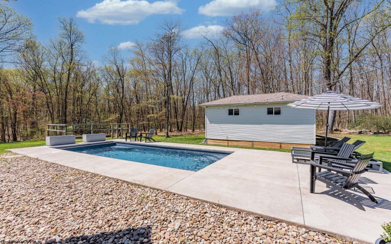 1040 Laurel Wood Drive, Morgantown, West Virginia 26508, 3 Bedrooms Bedrooms, 7 Rooms Rooms,2 BathroomsBathrooms,Single Family Detached,For Sale,Laurel Wood,10159295