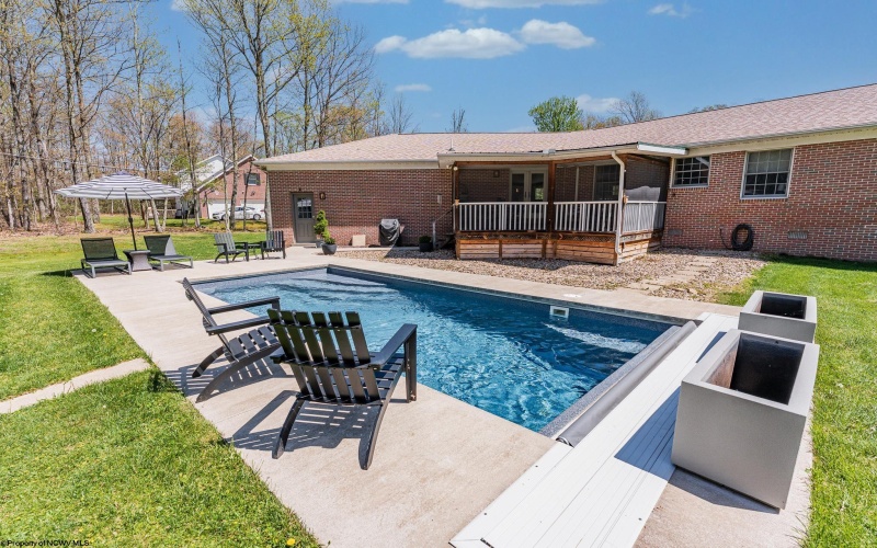 1040 Laurel Wood Drive, Morgantown, West Virginia 26508, 3 Bedrooms Bedrooms, 7 Rooms Rooms,2 BathroomsBathrooms,Single Family Detached,For Sale,Laurel Wood,10159295