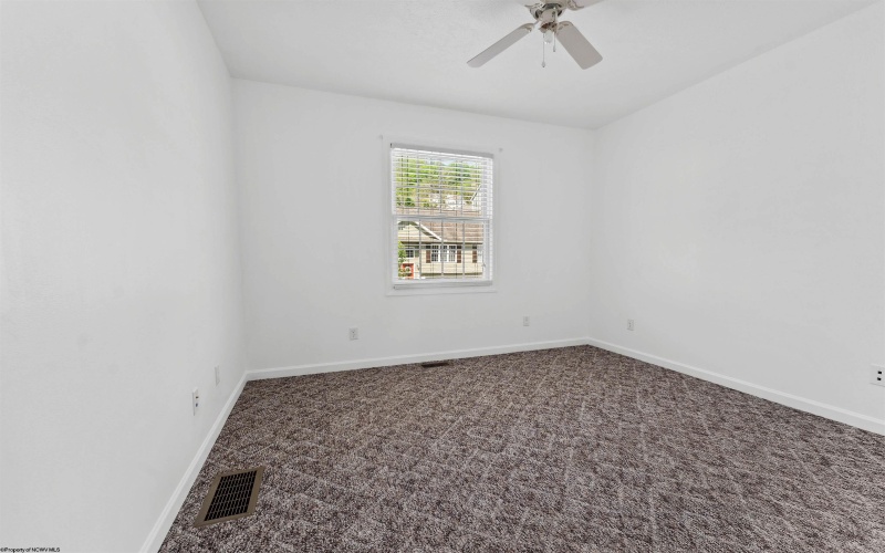111 June Lane, Morgantown, West Virginia 26508, 3 Bedrooms Bedrooms, 6 Rooms Rooms,2 BathroomsBathrooms,Single Family Detached,For Sale,June,10159293