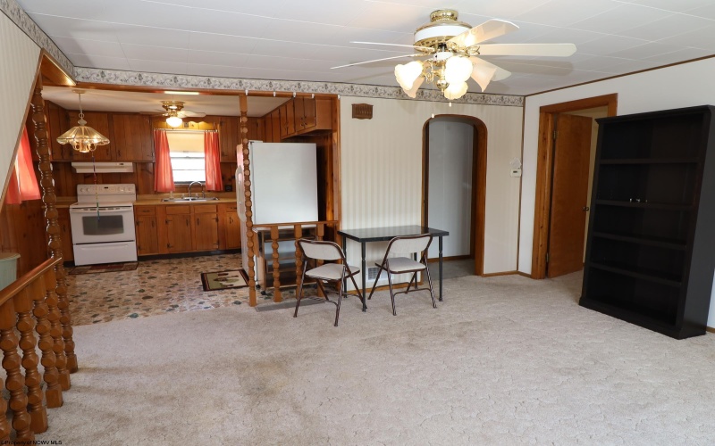 1310.5 Henry Avenue, Elkins, West Virginia 26241, 2 Bedrooms Bedrooms, 6 Rooms Rooms,2 BathroomsBathrooms,Single Family Detached,For Sale,Henry,10159288