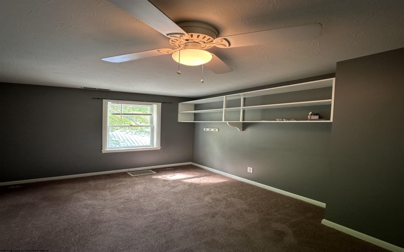 235 Cottage Avenue, Weston, West Virginia 26452, 3 Bedrooms Bedrooms, 7 Rooms Rooms,1 BathroomBathrooms,Single Family Detached,For Sale,Cottage,10159272